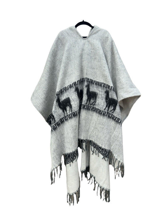 Llama Poncho ~ Extra Soft - Katukina.US KAT6215